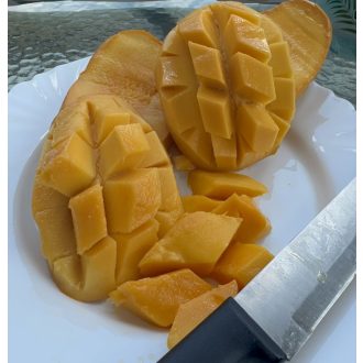 MANGO SINDHRI CUTIE 2 KG IMPORT PAKISTAN (4/5 BUC )